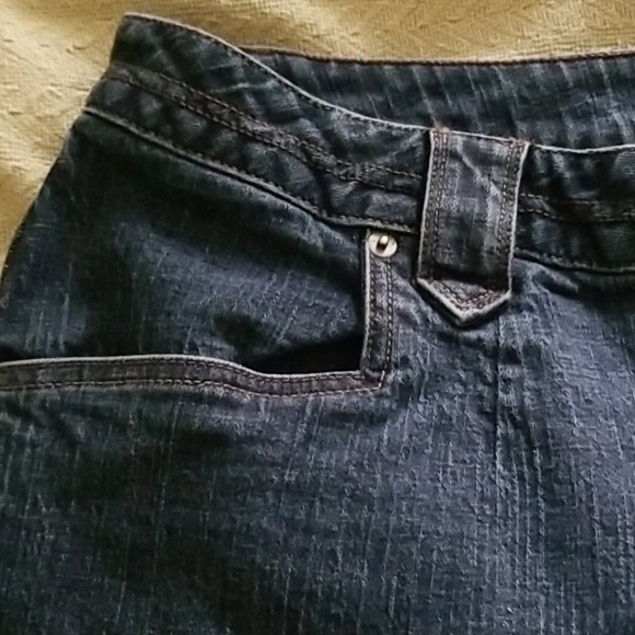 Jeans - Picture 3 of 4